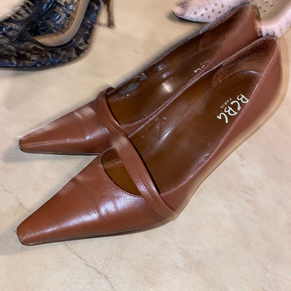 BCBGeneration Brown Pointed-Toe Leather Heels - Picture 1 of 2